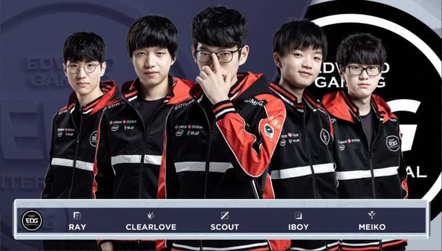 令教练和队 令教练和队