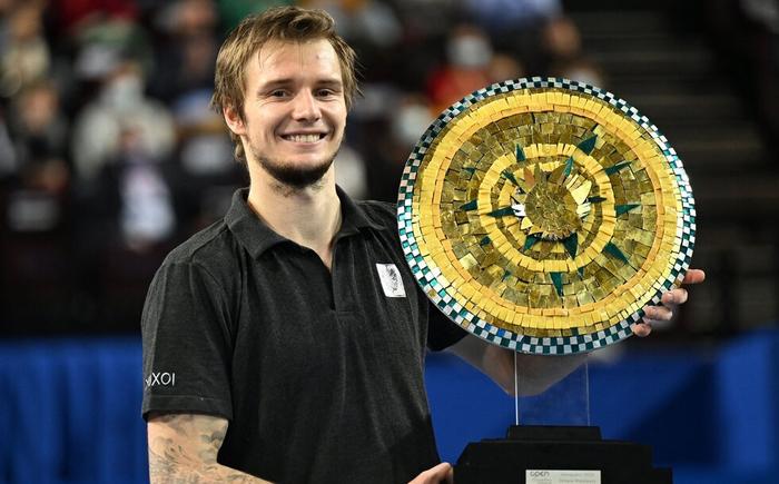 后阶段连抓 后阶段连抓